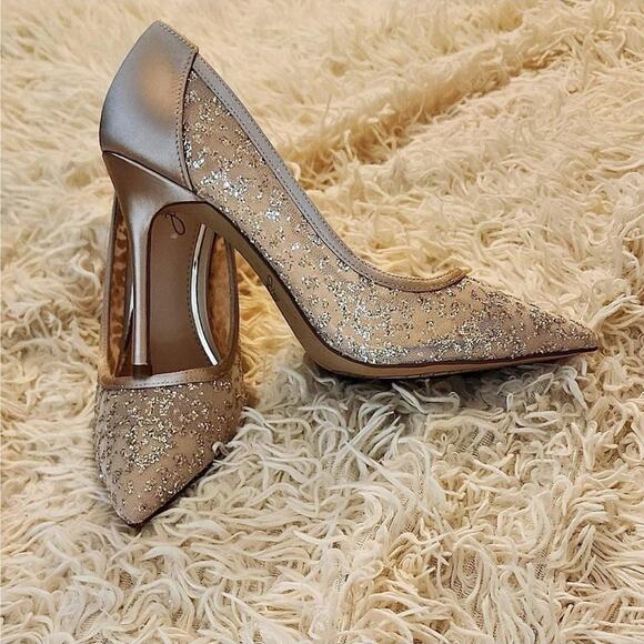 NEW (Retail$198) Badgley Mischka Julissa D'Orsay Champagne Crystal Pumps Size 6 - Picture 2 of 8